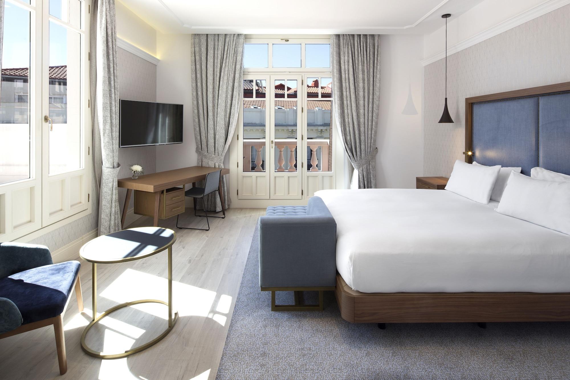 Doubletree By Hilton Madrid-Prado Hotel Exterior foto